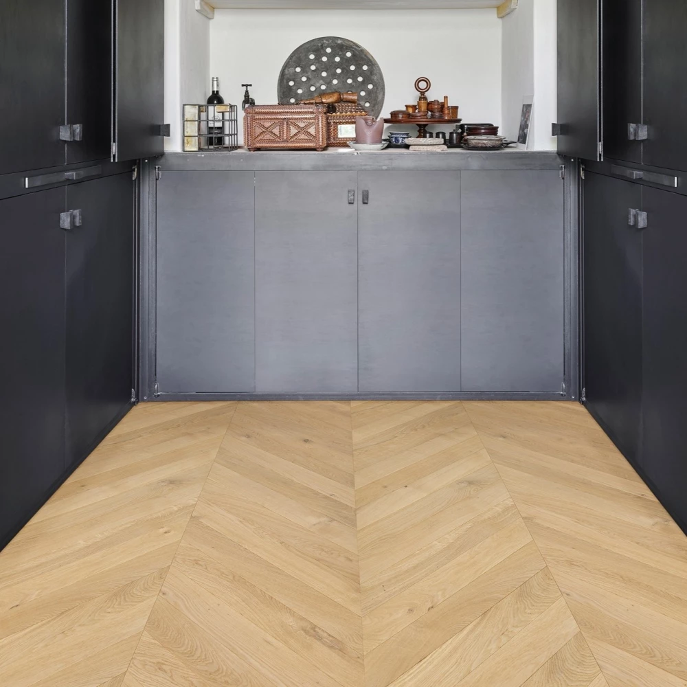Lalegno Antiq Chevron 14mm Classic A - 90 - Vernis - Brescia - Parket