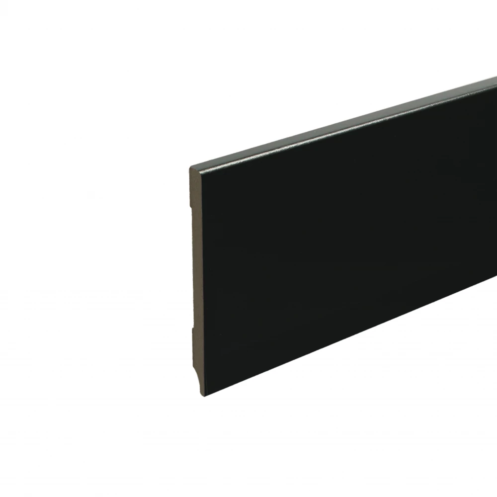 Moderne Voorgelakte Plint RAL9005 Zwart 120x9mm - Plinten