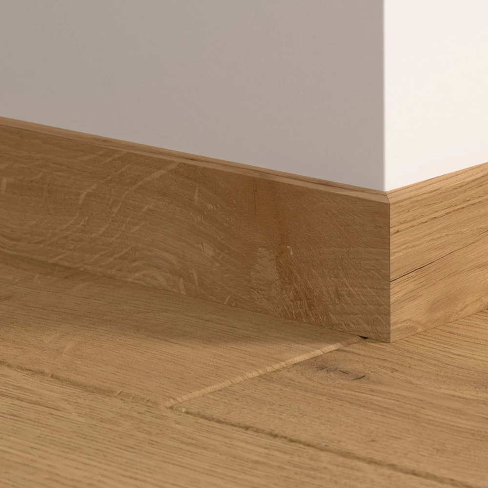 Quick-Step Klikplint 50mm (Wide Planks) Gerookte Berg Eik - Plinten