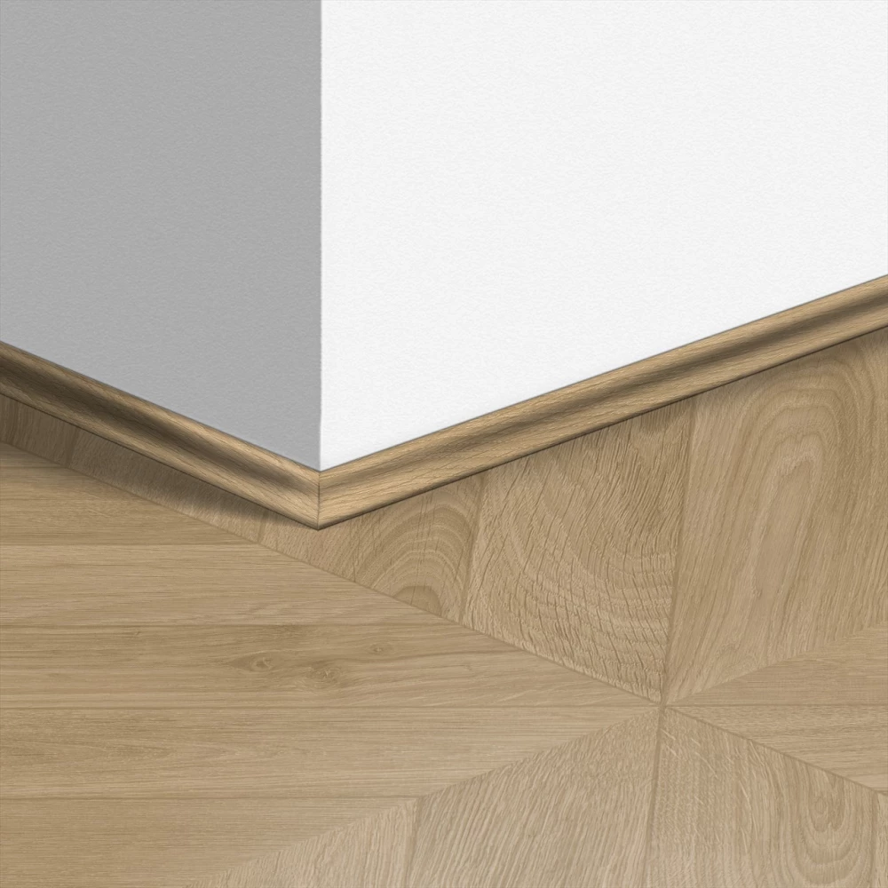 Quick-Step Kwadrant Chevron Medium Eik - Plinten