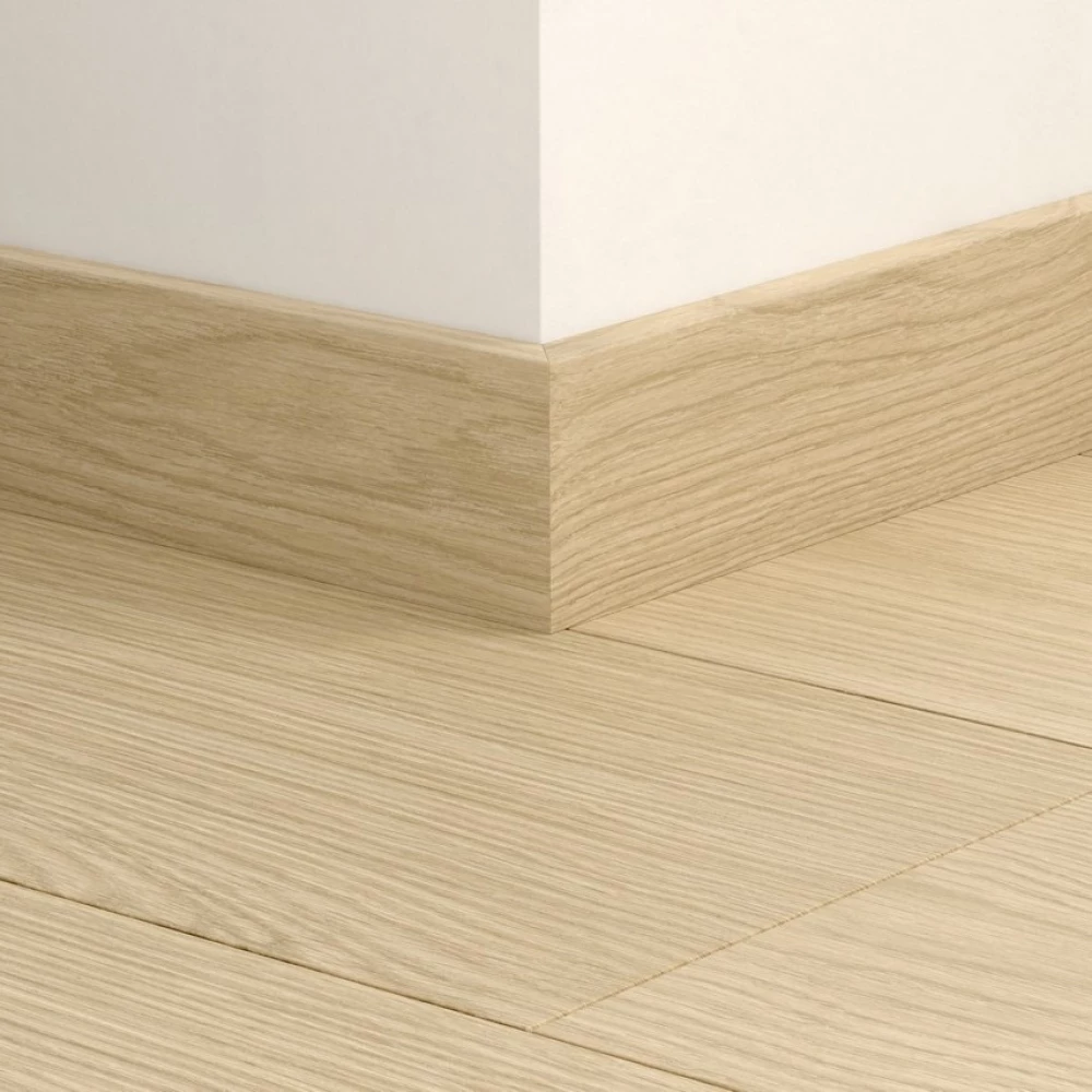 Quick-Step Plint 58mm Karnemelk Eik - Plinten