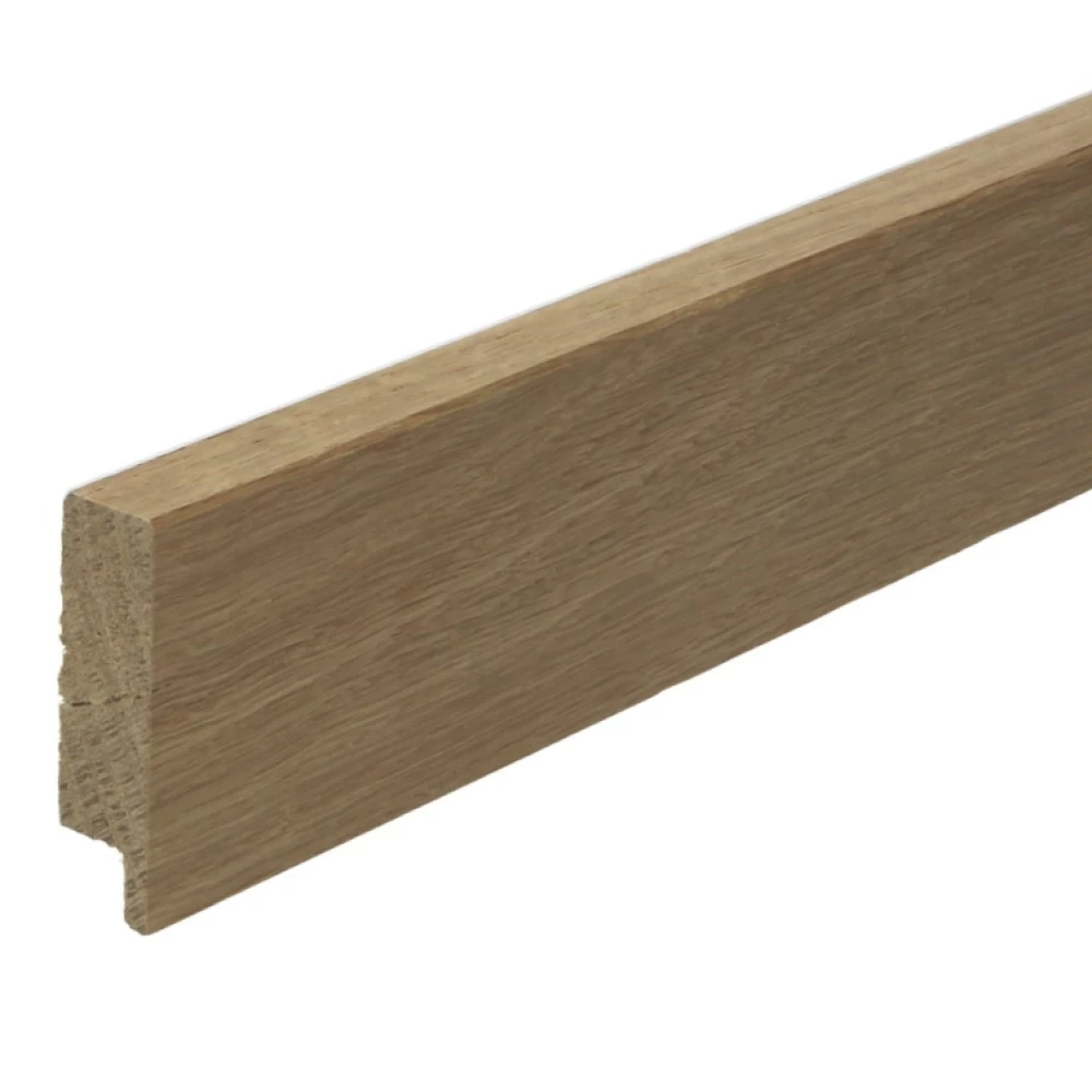 Rechte Plint Eiken Gelakt 54x15mm - Plinten